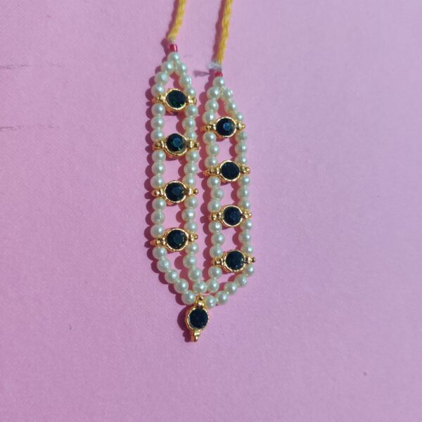 Thakorji Gadi Mala GREEN & WHITE Colours Diamonds 2 Line Moti Mala (Set of 2) - Image 4